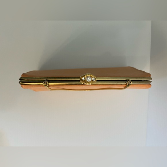 Vintage Peach Purse - Picture 4 of 10